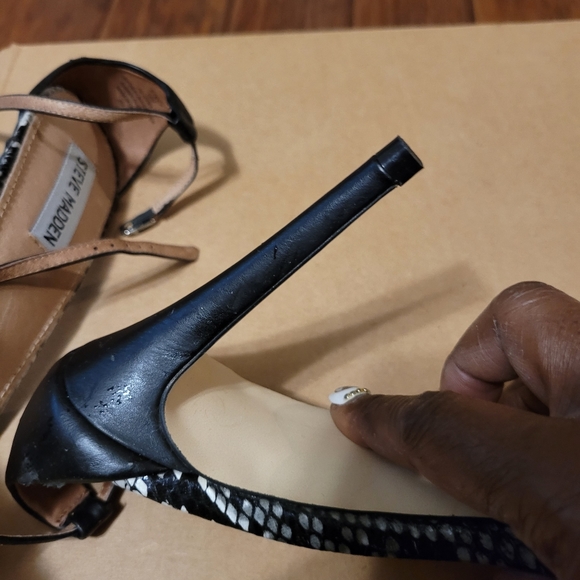 Steve Madden Stecy Strappy Heel - Picture 4 of 4